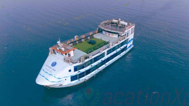 Luxury cruise ships from Dhaka to Khulna via Sundarbans for Couple